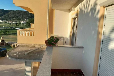 Ferienwohnung mit Klimaanlage und Terrasse