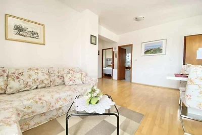 Ferienwohnung mit Klimaanlage und Balkon