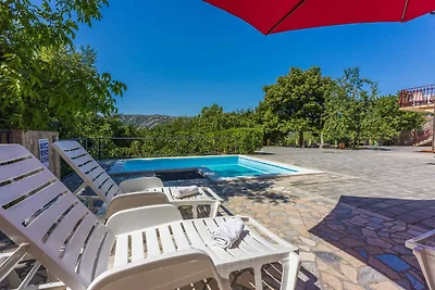 Ferienwohnung mit Balkon, Grill und Pool