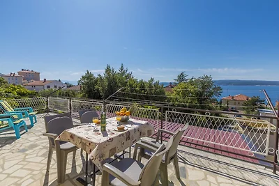 Ferienwohnung mit Balkon und Klimaanlage