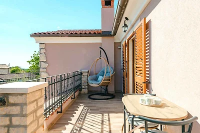 Villa mit Pool und Klimaanlage