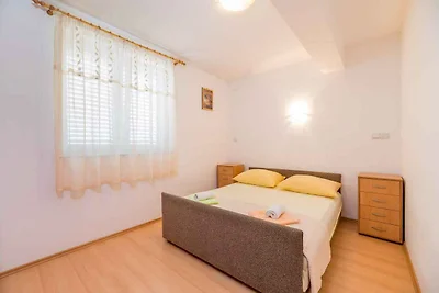 Ferienwohnung mit Garten und Grill