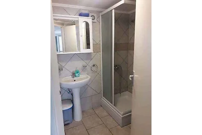 Studio 100 m zum Strand