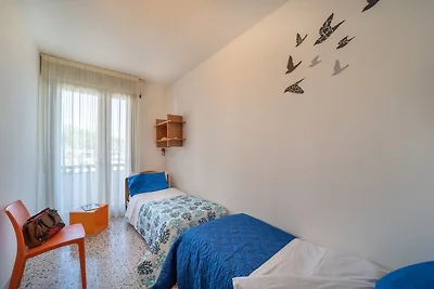Ferienwohnung mit Klimaanlage und Balkon
