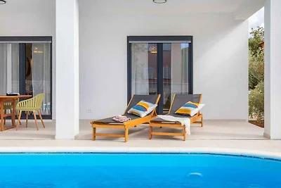 Villa mit Privatpool