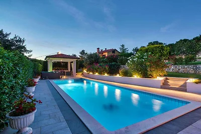 Ferienhaus mit Klimaanlage und Aussenpool