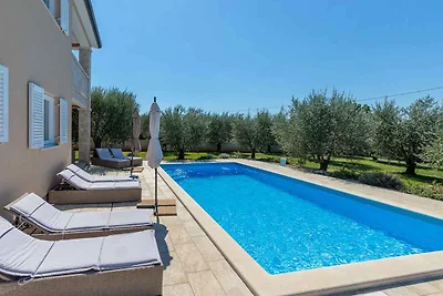 Villa mit Privatpool