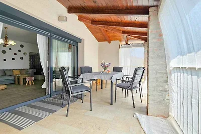 Ferienwohnung mit Klimaanlage, SAT-TV, WLAN u