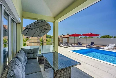 FerienHaus mit Pool