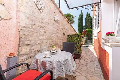 Studio mit Klimaanlage und Terrasse