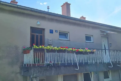 Ferienwohnung mit Klimaanlage und Balkon