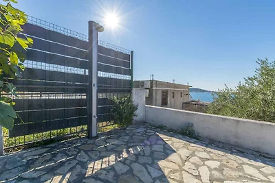 Ferienhaus mit Pool und Grillmöglichkeit