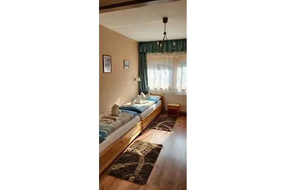 Ferienwohnung mit Gartenpavillon und Grill