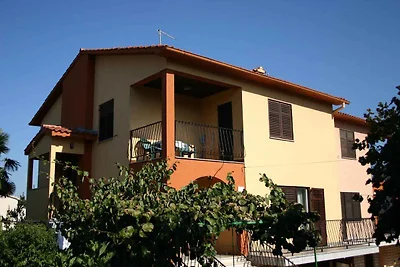 Ferienwohnung mit Balkon und Klimaanlage