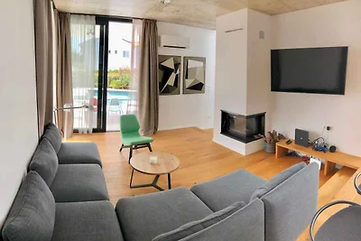 Ferienhaus mit Klimaanlage und Pool