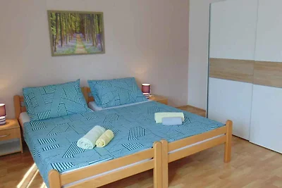 Ferienwohnung mit Balkon und Klimaanlage