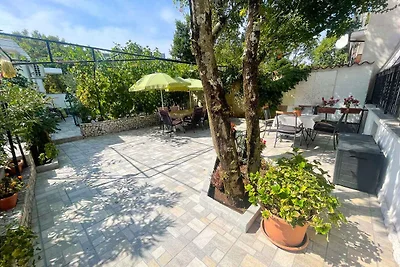 Ferienwohnung klimatisiert mit Balkon