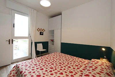 Ferienwohnung mit Klimaanlage und Balkon