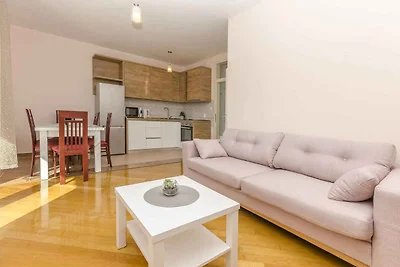 Ferienwohnung mit Klimaanlage und Pool