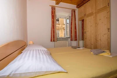 Ferienwohnung Mit Klimaanlage und Terasse