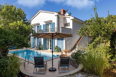 Ferienwohnung in Strandnähe mit Pool
