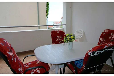 Ferienwohnung mit Klimaanlage und Balkon