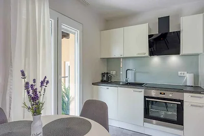 Ferienhaus mit Klimaanlage, Garten