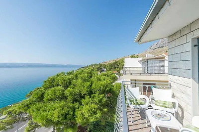 Ferienwohnung mit gemeinsamer Terrasse direkt