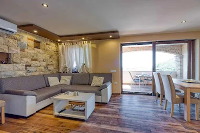 Ferienwohnung mit Balkon und Klimaanlage