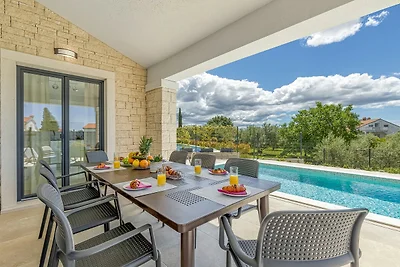 Vakantiehuis Ontspannende vakantie Vabriga