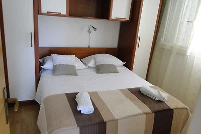 Ferienwohnung mit Terrasse und Meerblick