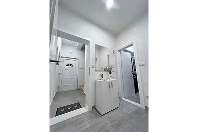 Gemütliche Apartments - T & T in Okrug Gornji