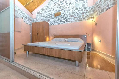 Ferienhaus auf einer Insel am Wasser