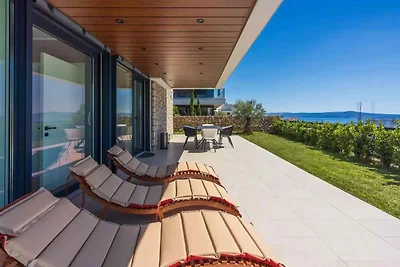 Villa mit Klimaanlage und Pool