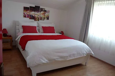 Ferienwohnung mit Terrasse und Klimaanlage