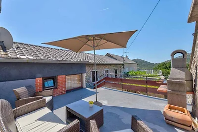 Ferienwohnung mit Terrasse und Klimaanlage