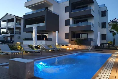 Ferienwohnung mit Pool und Klimaanlage