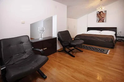 Ferienwohnung mit Balkon und WLAN