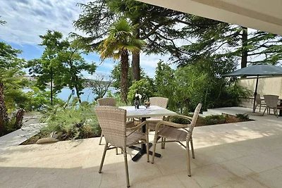 Ferienwohnung mit Terrasse und Grill