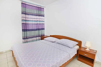 Ferienwohnung mit Klimaanlage und Balkon