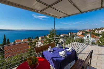 Ferienwohnung mit Terrasse und Meerblick