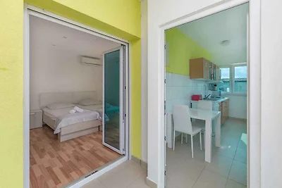 Ferienwohnung mit Balkon, im Zentrum