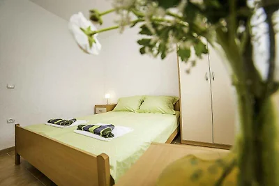 Ferienwohnung mit Pool und Klimaanlage