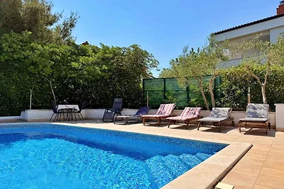 Ferienwohnung mit Pool und Grill zur gemeinsa