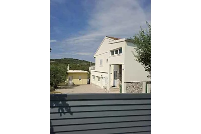 Gemütliche Ferienwohnung Neda in Bilice mit A