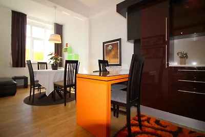 Ferienwohnung mit Klimaanlage, Spülmaschine u