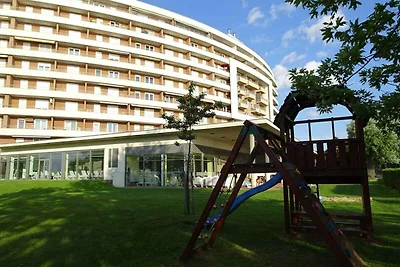 Ferienwohnung mit Wellness und Panorama auf d