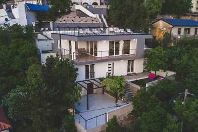 Villa mit Klimaanlage und Meerblick
