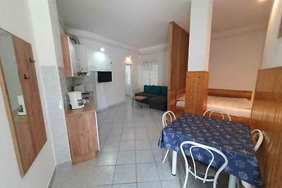 Ferienwohnung direkt am Wasser mit Freistrand