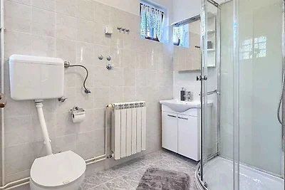 Ferienwohnung mit Klimaanlage und Grill